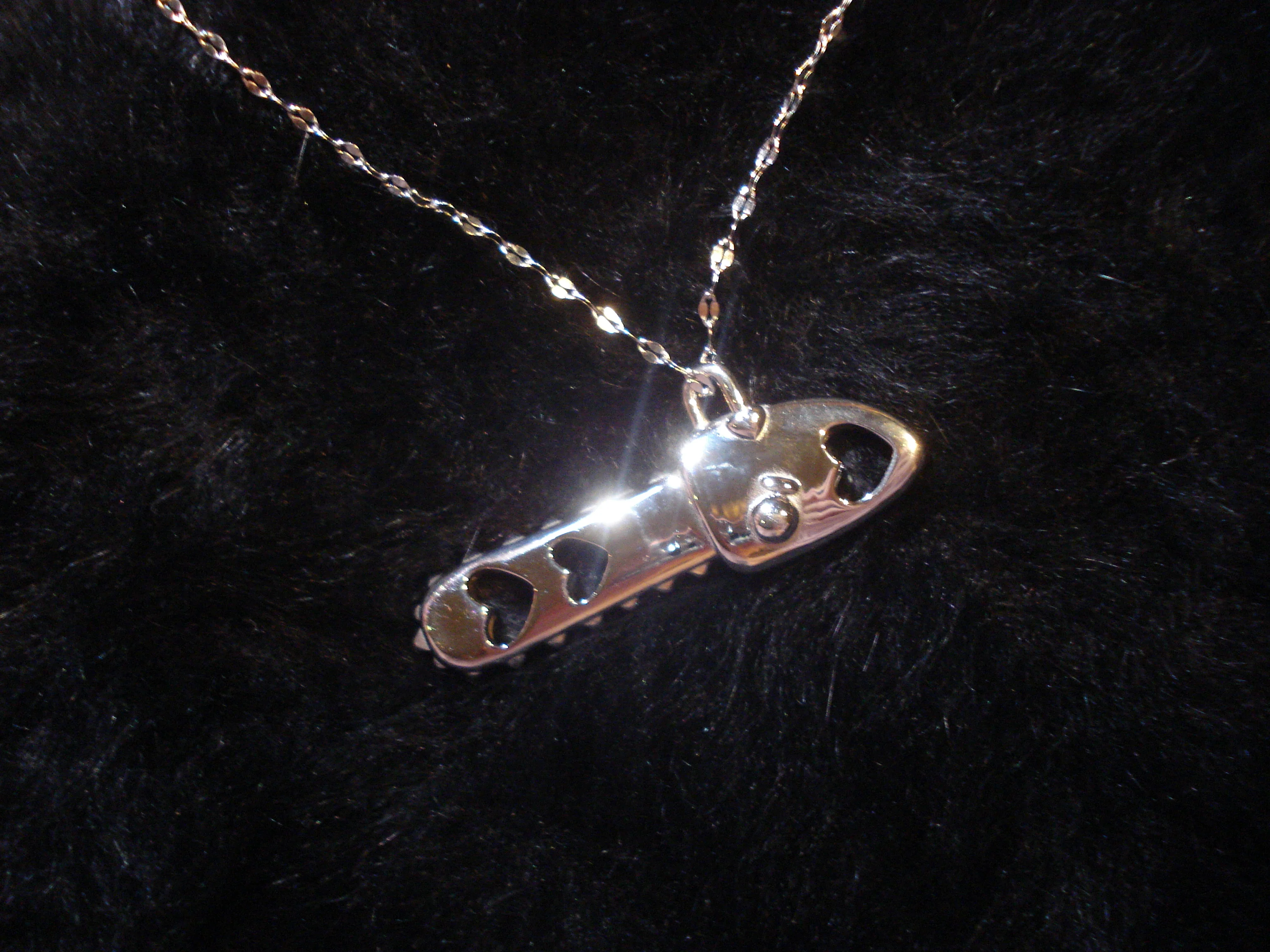 Chainsaw Necklace - Image 3