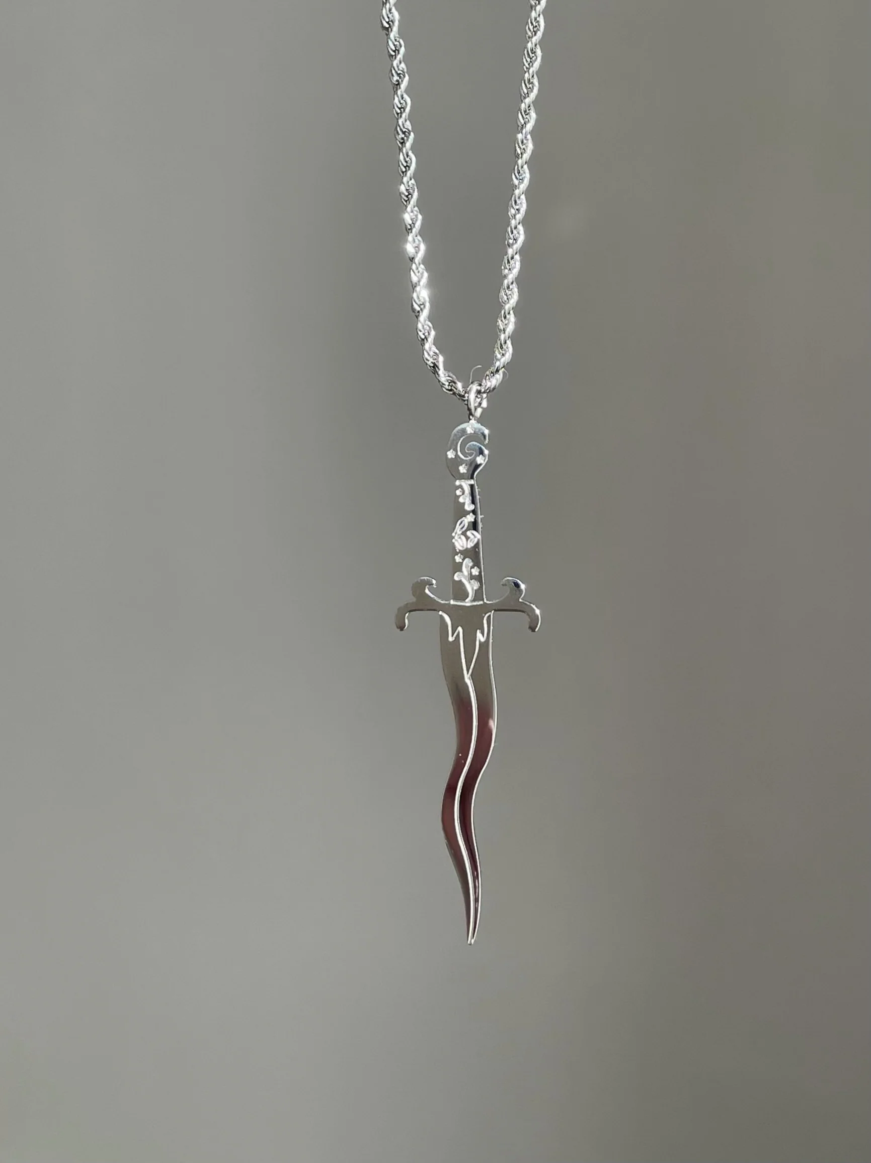 Keris Blade Necklace - Image 2