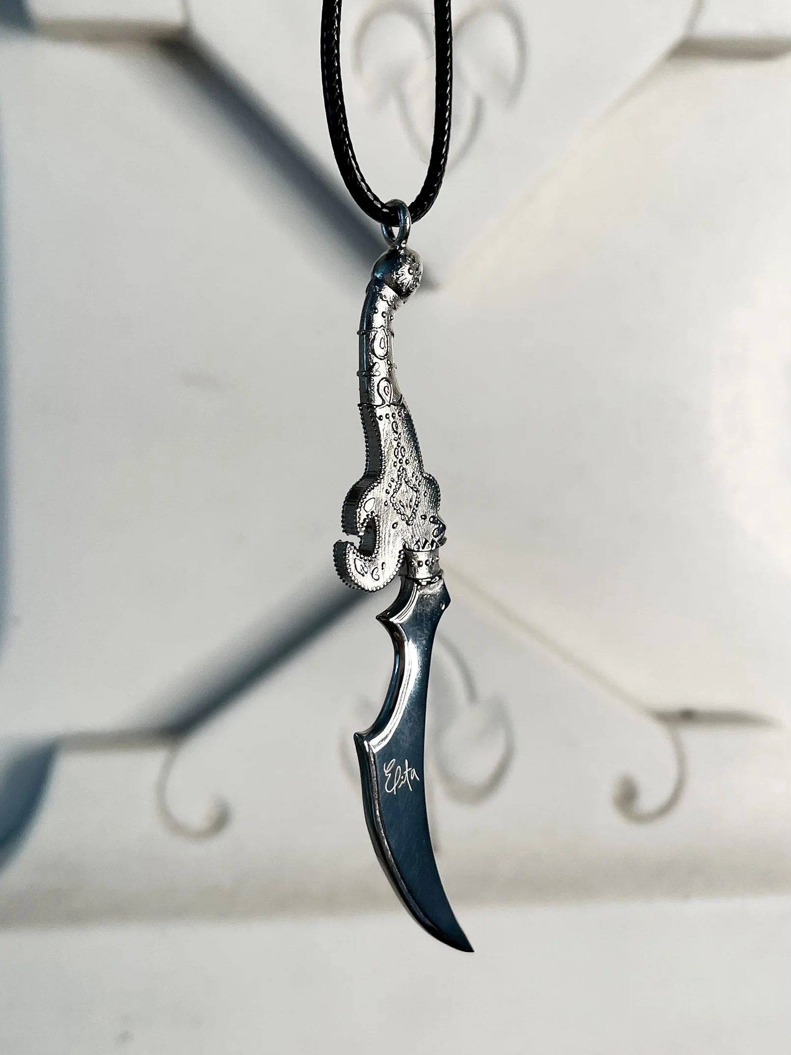 Scimitar Necklace - Image 3