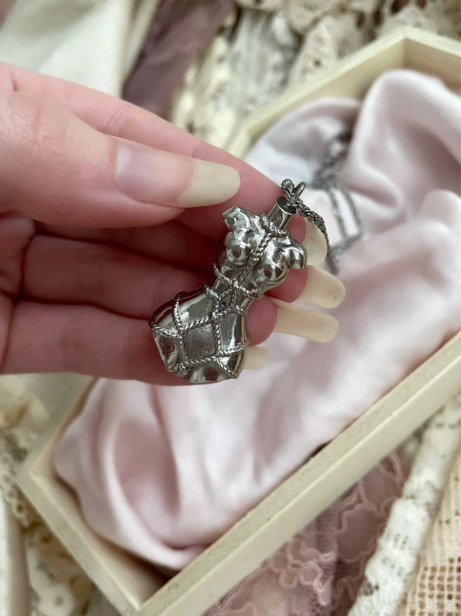 Shibari Necklace - Image 2